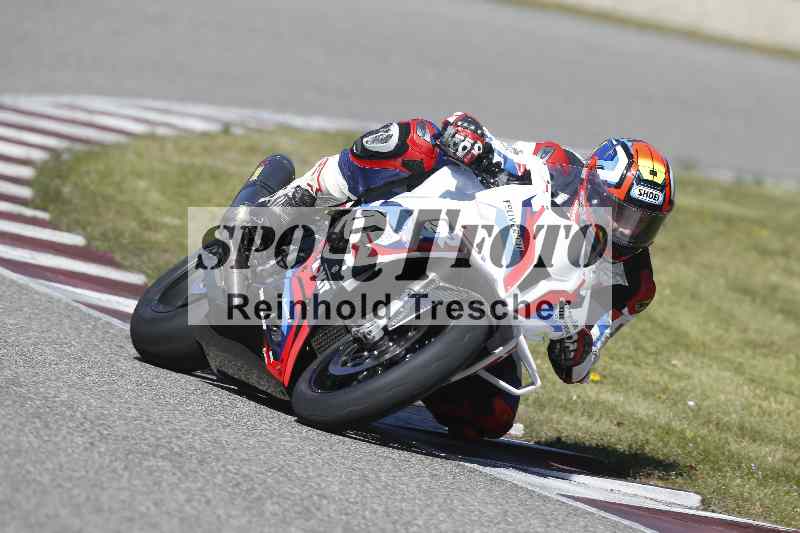 /01 02.04.2026 MAZ ADR/Gruppe rot/unklar/ohne